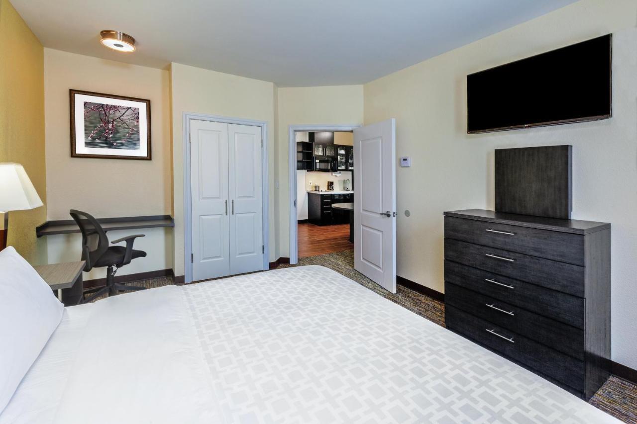 Candlewood Houston - Spring By Ihg 3*
